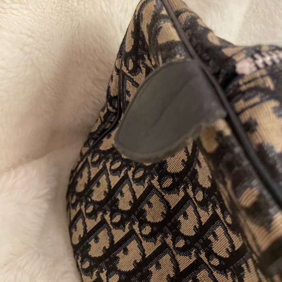 Dior Black and Tan Monogram Boston Bag - Picture 4 of 11